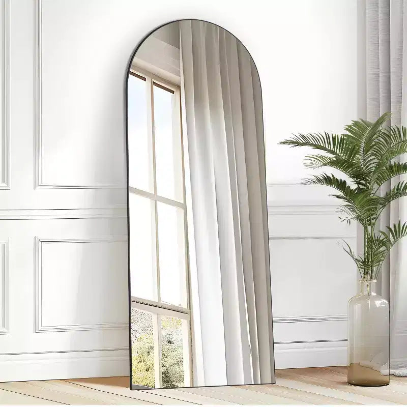Miroir sur pied plein cadre arqué
